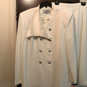 Ivory 2 piece suit.